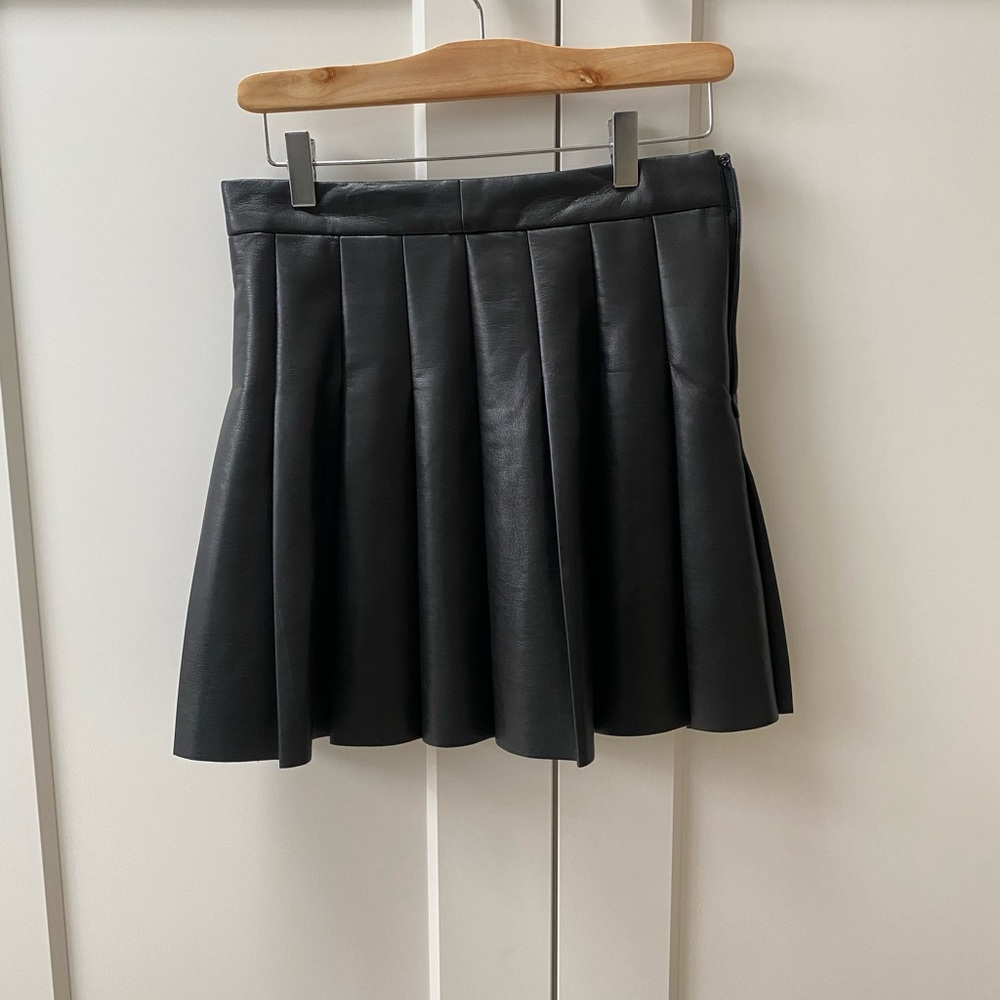 Aritzia vegan leather pleated skirt